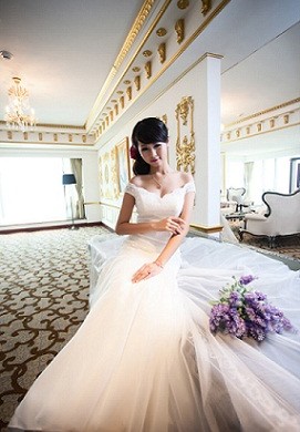 váy cưới đẹp chụp cô dâu duyên dáng