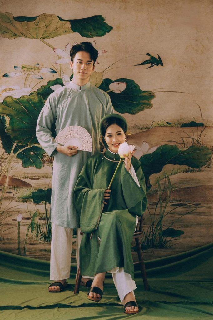 Gợi ý cách tạo dáng chụp ảnh áo dài cho nam, nữ, cặp đôi, gia đình đơn giản mà vẫn đẹp update 2026-2027