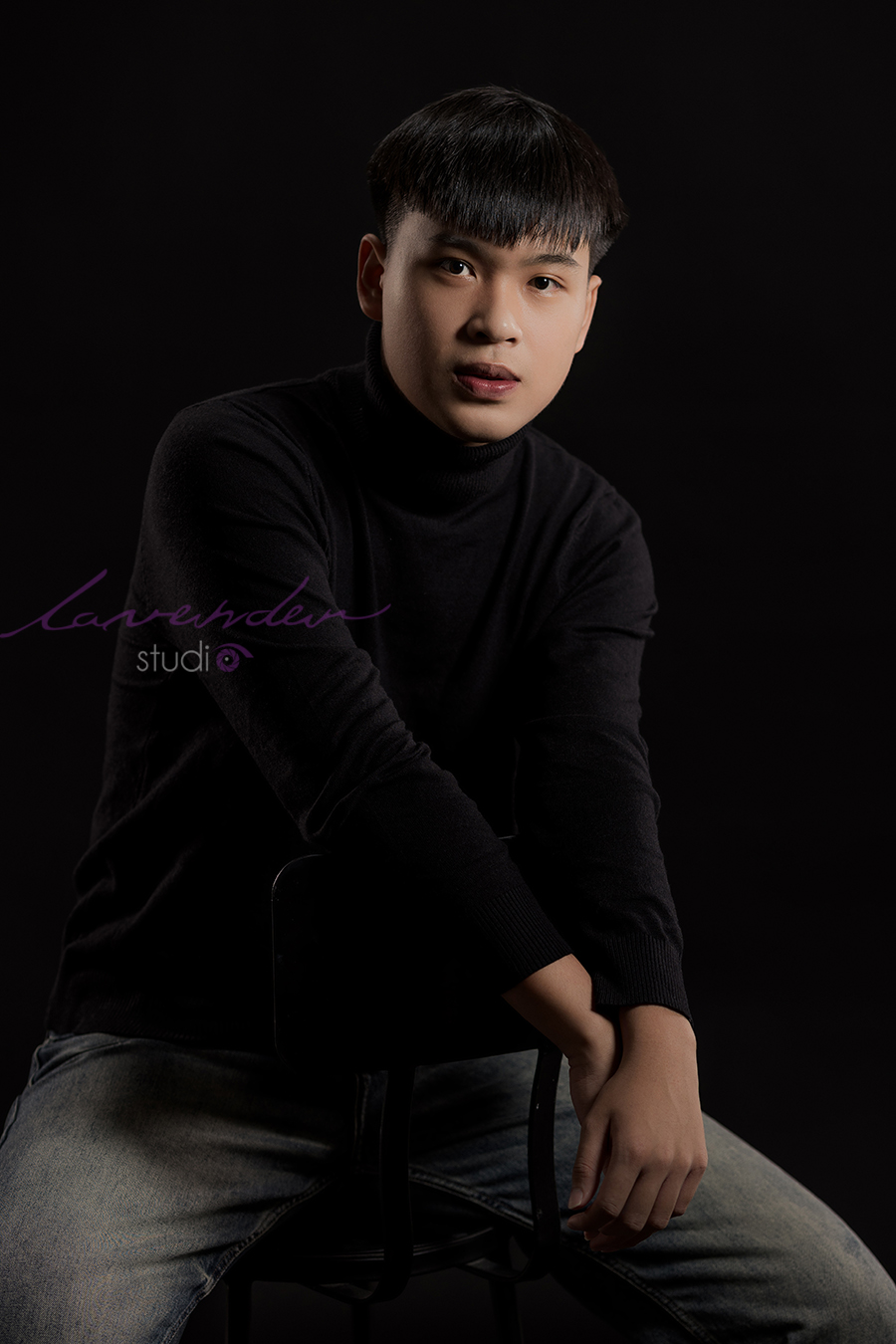 Chụp ảnh chân dung nam giới ở studio giá bao nhiêu
