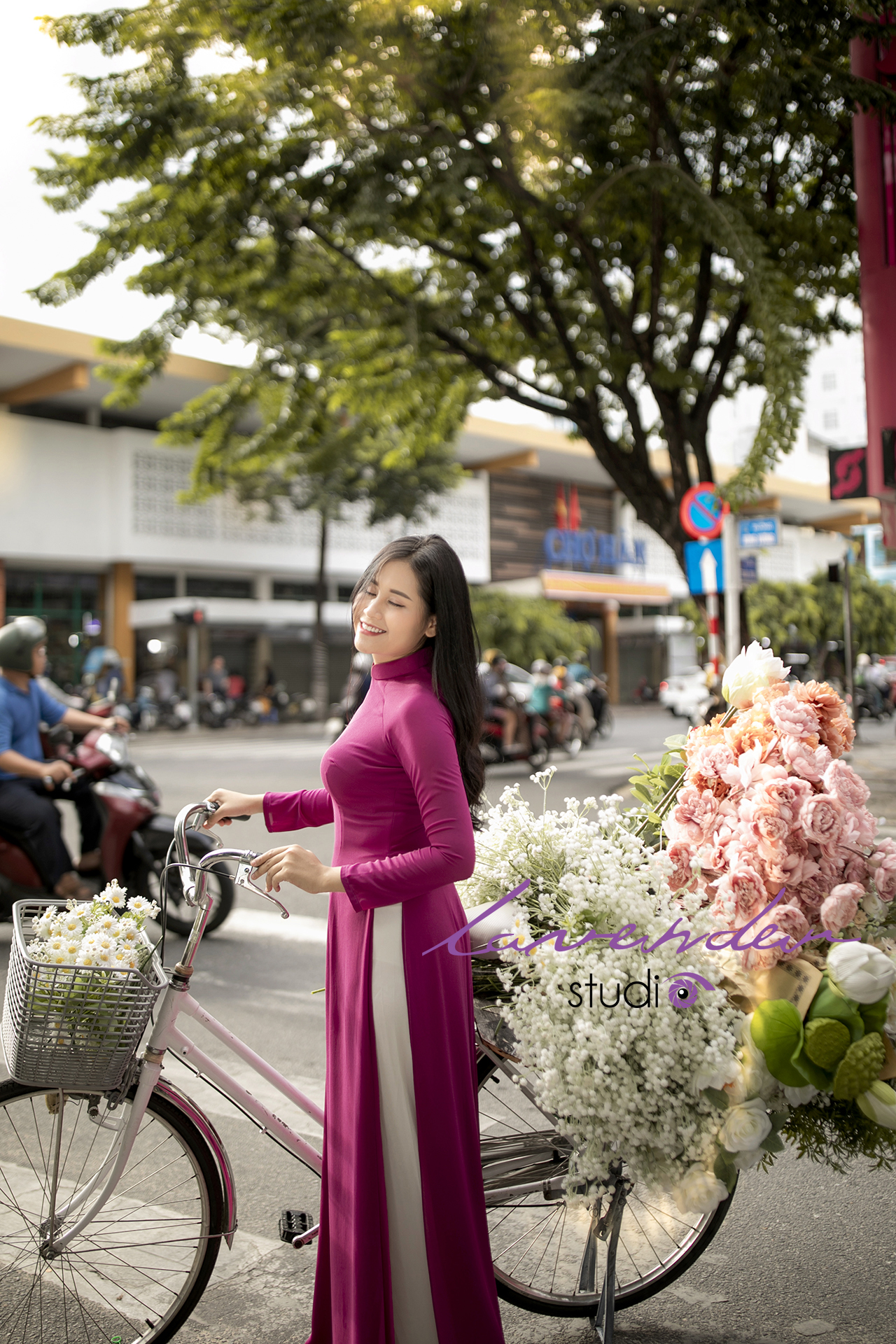 Giá chụp 1 bộ ảnh chân dung áo dài nghệ thuật ở Hà Nội