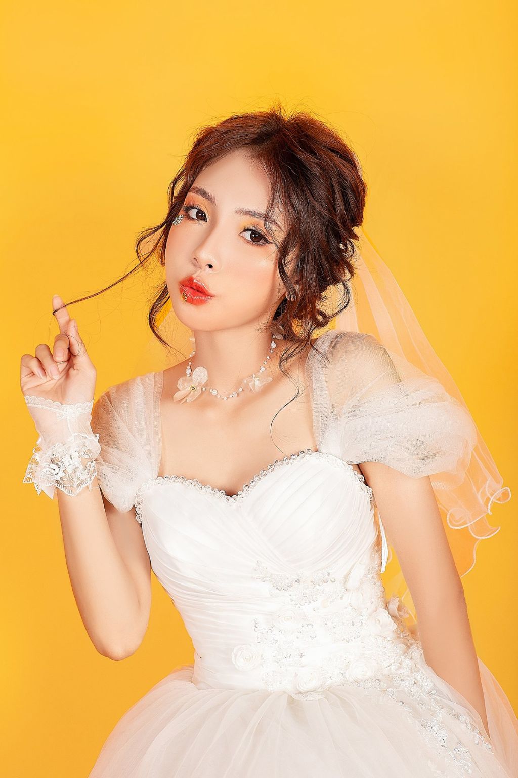 chụp ảnh cô dâu đơn kiểu Hàn Quốc
