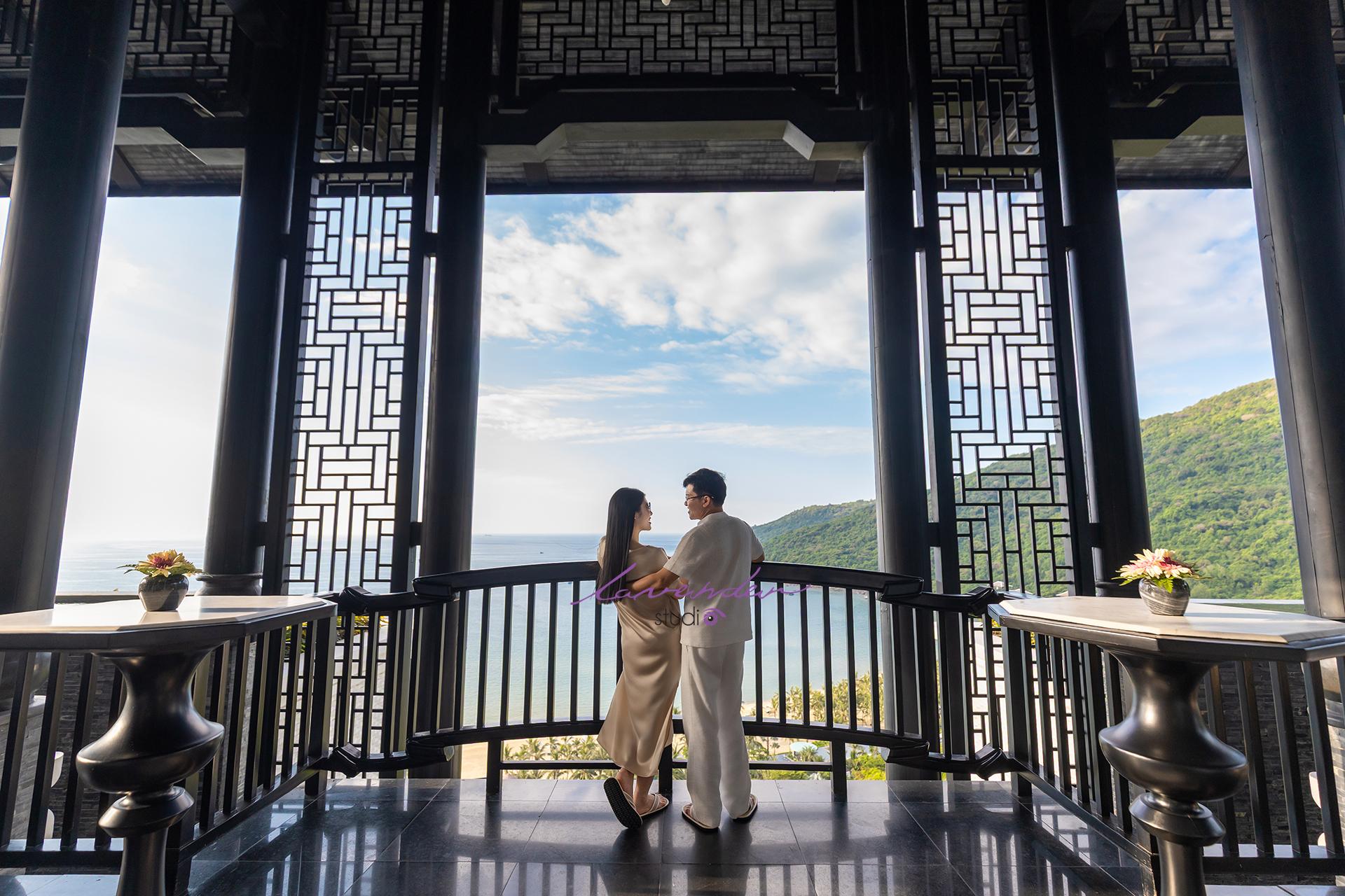 Báo giá dịch vụ chụp ảnh couple ở Intercontinental Đà Nẵng