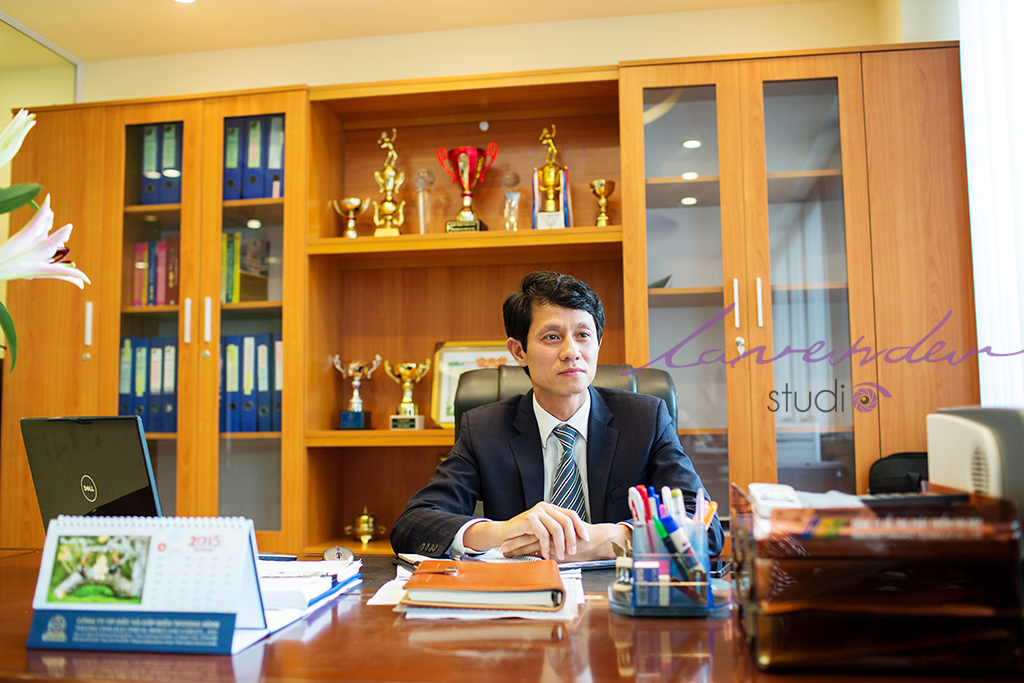 Giá chụp ảnh profile cá nhân ở công ty khách hàng tại Hà Nội