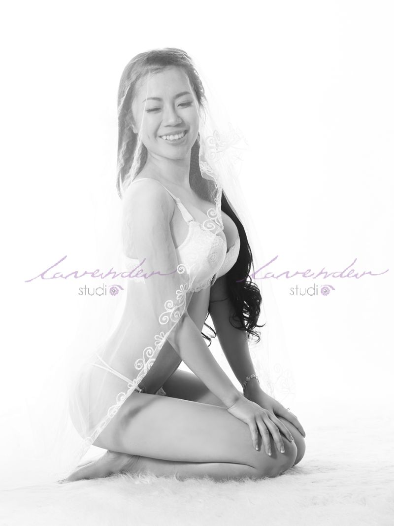 Kinh nghiệm chụp ảnh sexy bán nude nghệ thuật đẹp tại Lavender studio