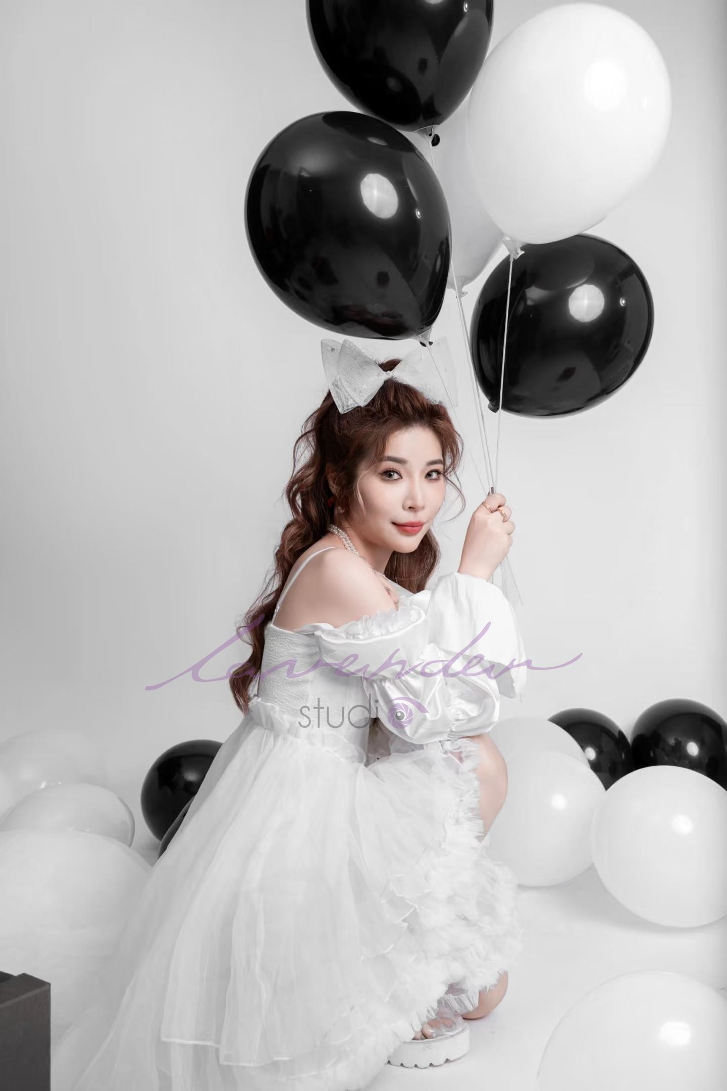 Chụp hình concept sinh nhật tone đen trắng ở Đà Nẵng Chụp hình concept sinh nhật tone đen trắng ở Đà Nẵng