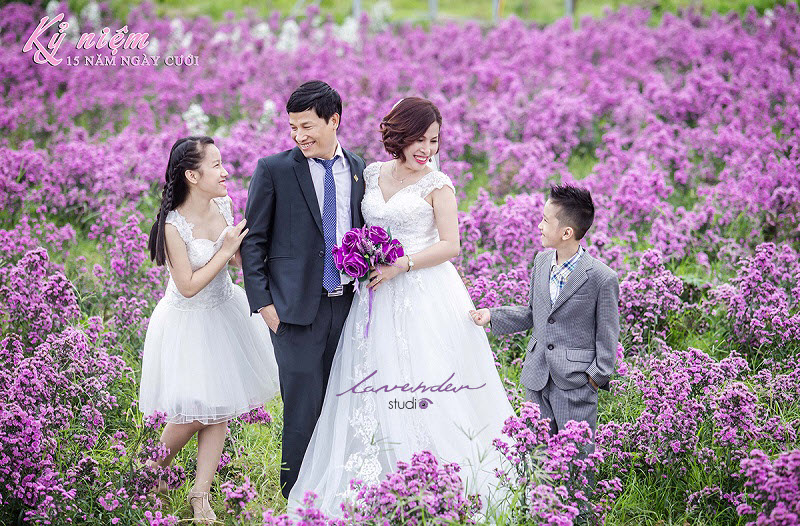 Giá chụp hình kỷ niệm cưới ngoại cảnh Hà Nội bao nhiêu