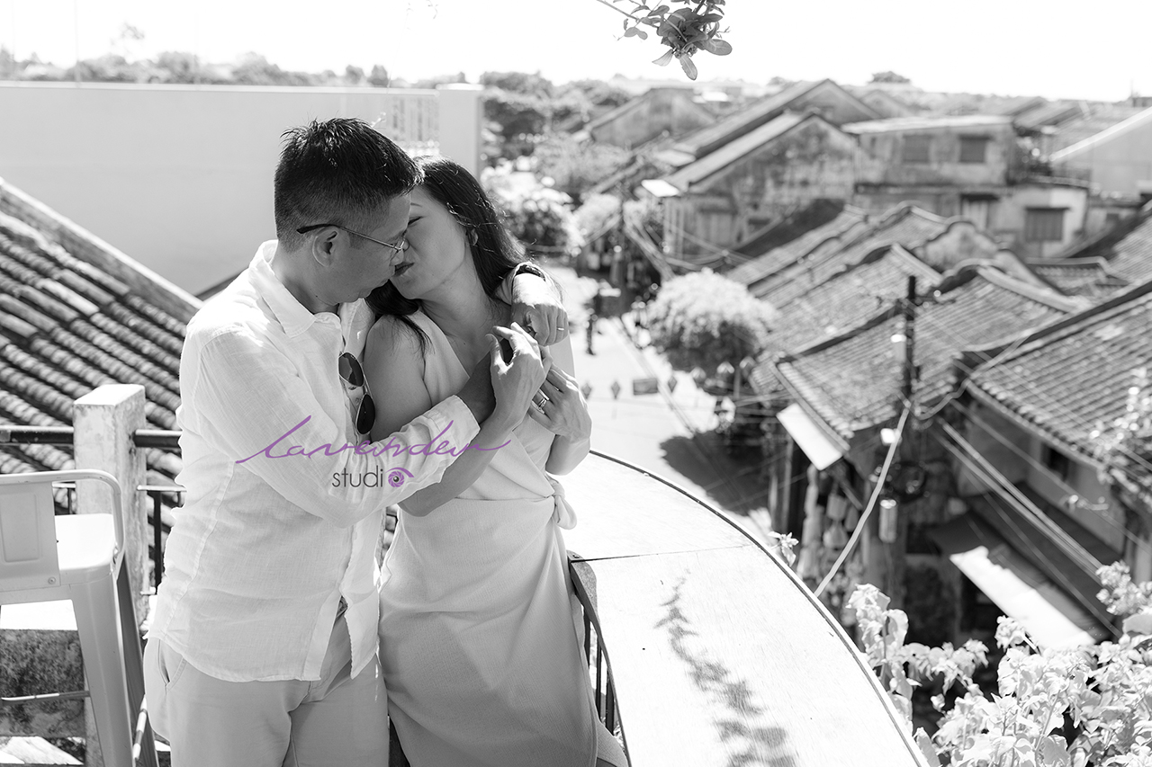 Giá dịch vụ chụp couple khi du lịch Hội An cùng Lavender studio bao nhiêu