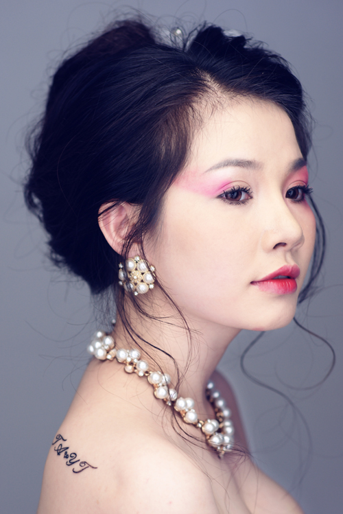 Trang điểm cô dâu - Xu hướng make up cưới không chau chuốt