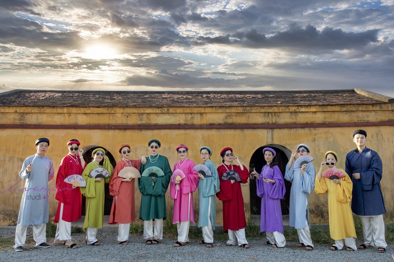 Giá chụp 1 bộ ảnh áo dài nhóm đẹp ở Huế