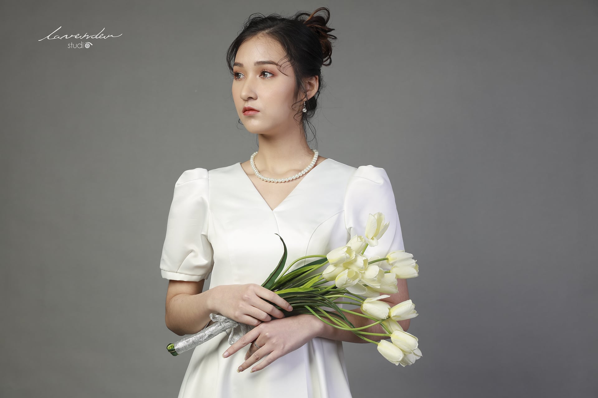 váy cưới tối giản minimalist